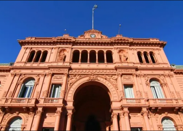 Fachada Casa Rosada