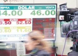 Pizarra dolar a 46 pesos